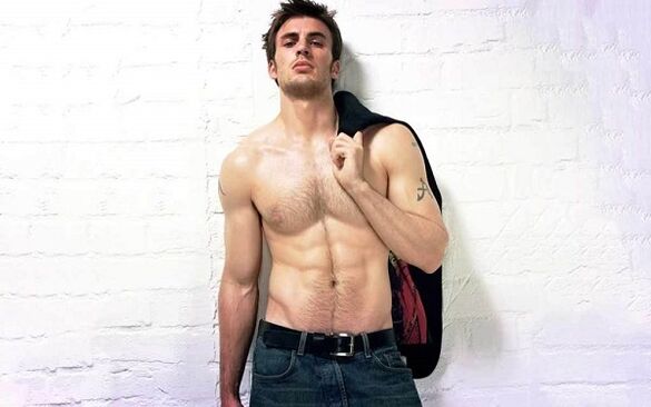 sexy man met vergrote penis